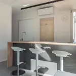 Family Next To Tivoli Park شقة *