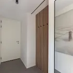 Family Next To Tivoli Park شقة *