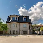 Appartement Family Next To Tivoli Park *
