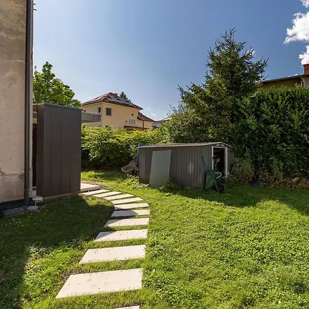 Appartamento Family Next To Tivoli Park *